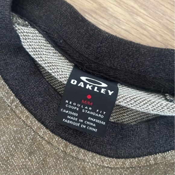 Oakley Crewneck - Picture 3 of 3